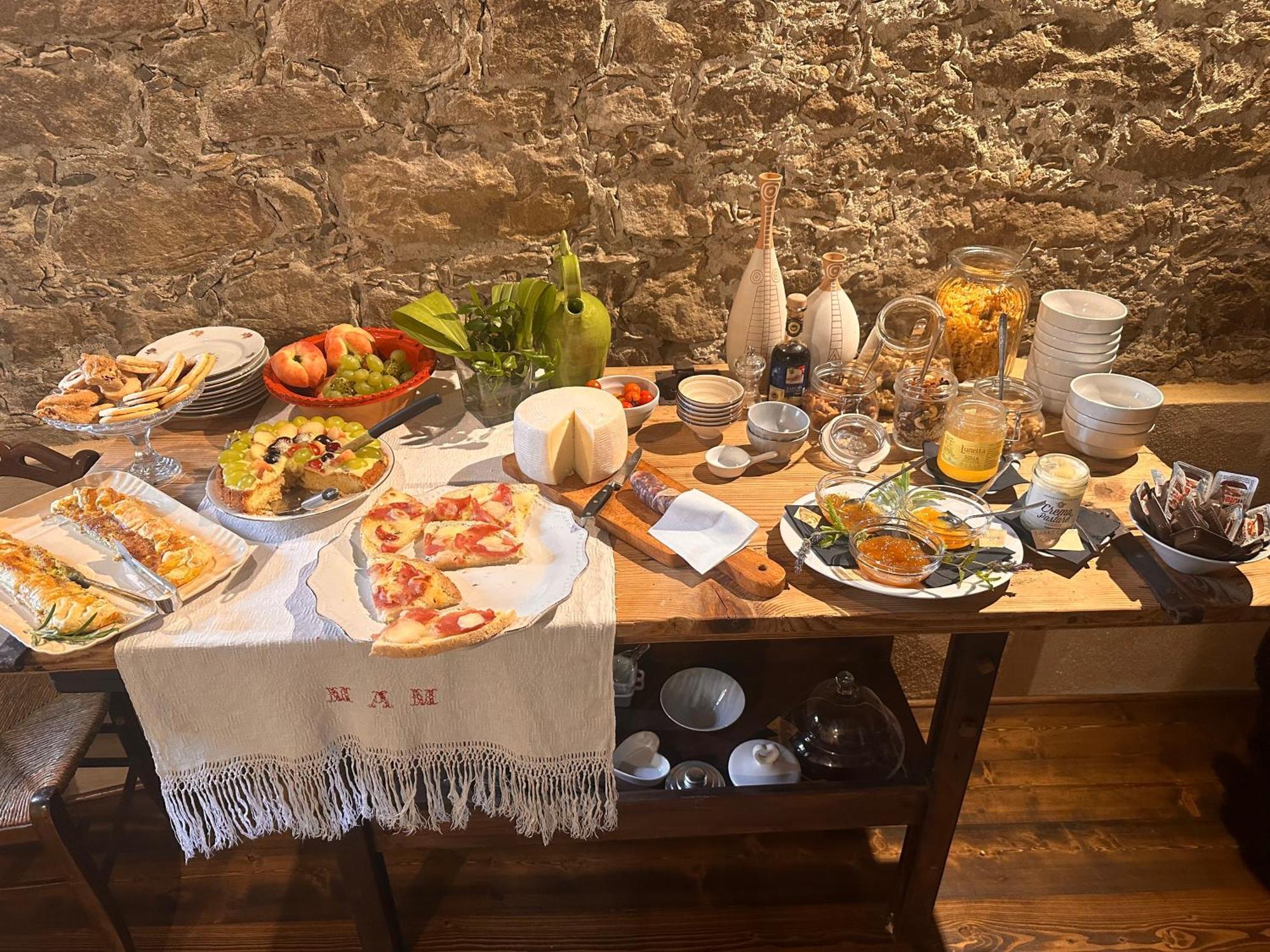 Antica Locanda Lunetta Màndas Exteriör bild