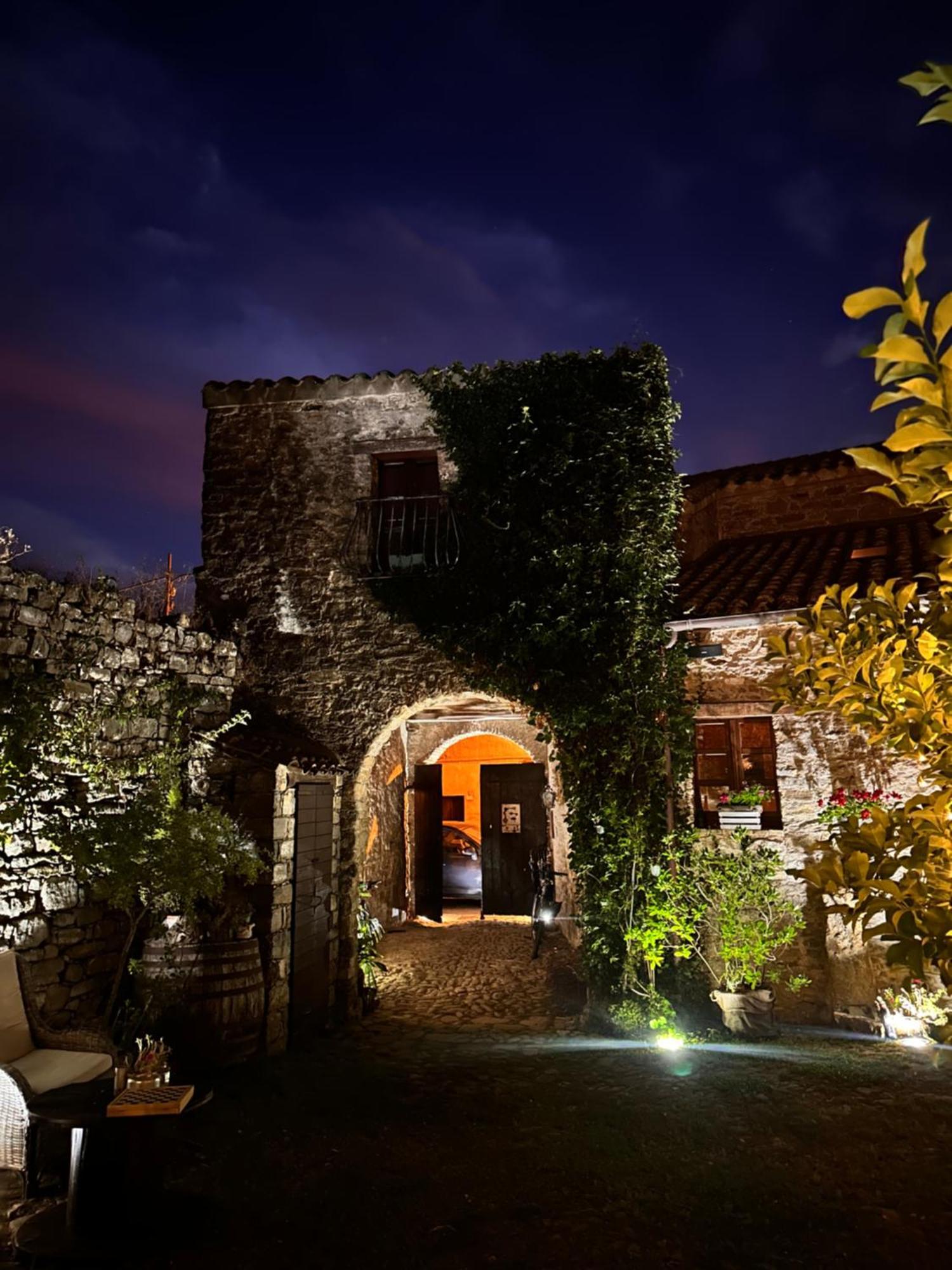 Antica Locanda Lunetta Màndas Exteriör bild