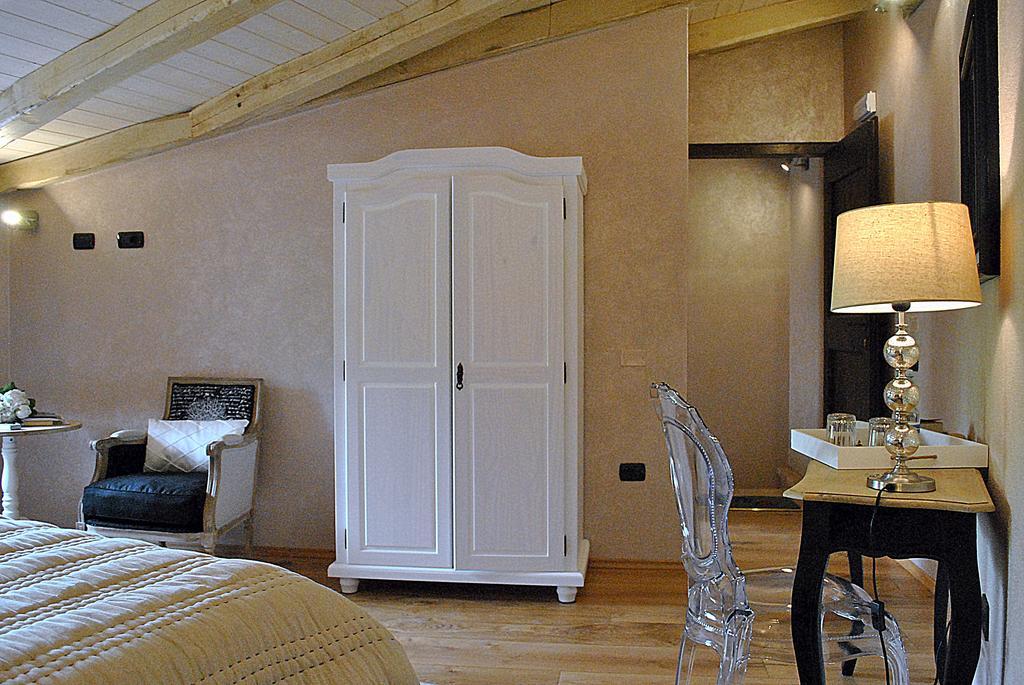 Antica Locanda Lunetta Màndas Exteriör bild