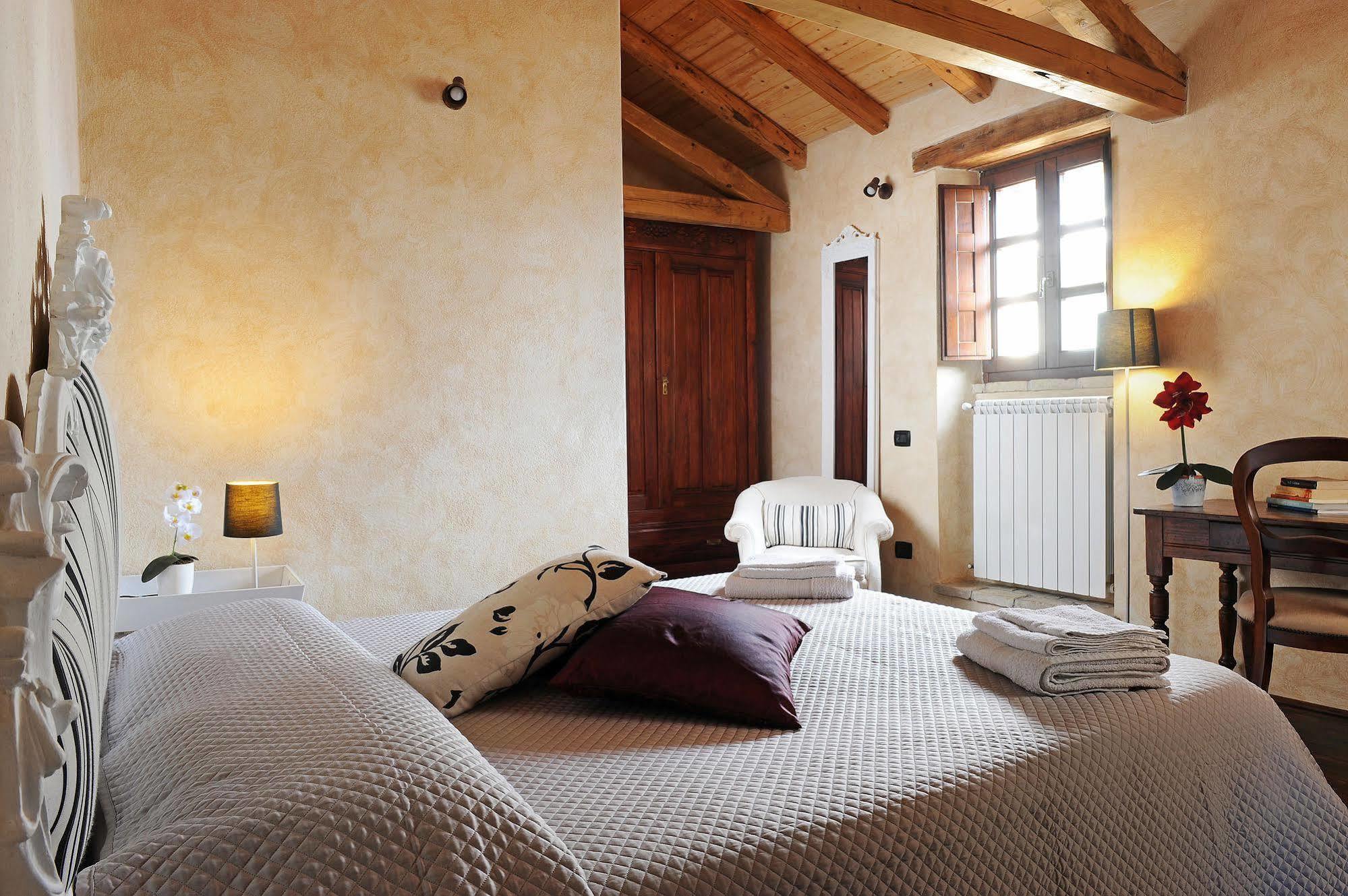 Antica Locanda Lunetta Màndas Exteriör bild
