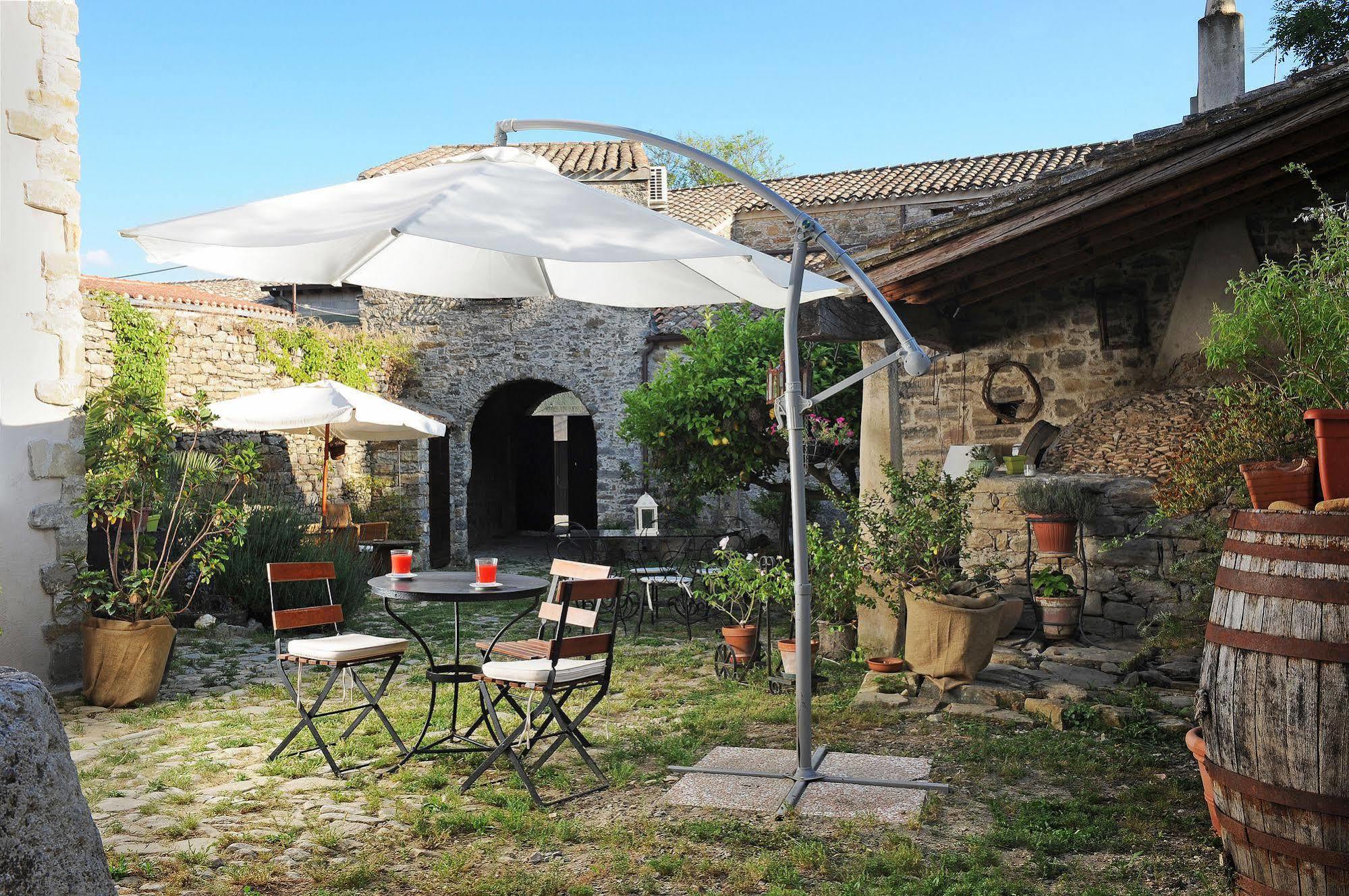 Antica Locanda Lunetta Màndas Exteriör bild